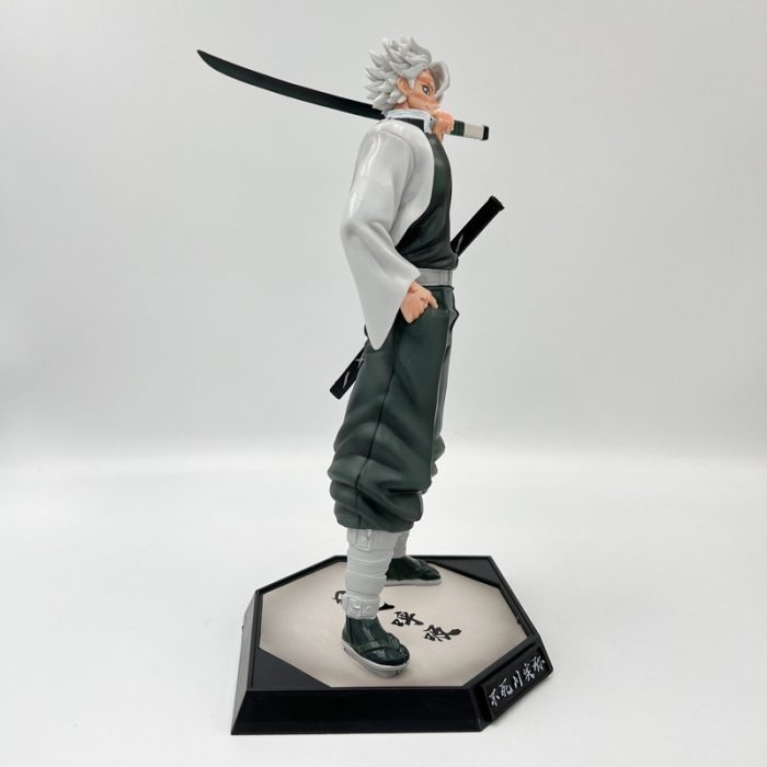 Shinazugawa Sanemi figure